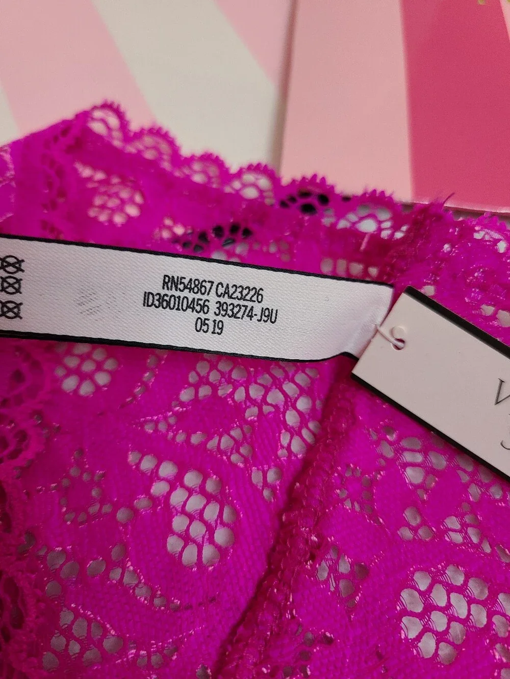 Retired VS Body By Victoria Silky Smooth Nylon Lace Hiphugger Panty Size M Pink